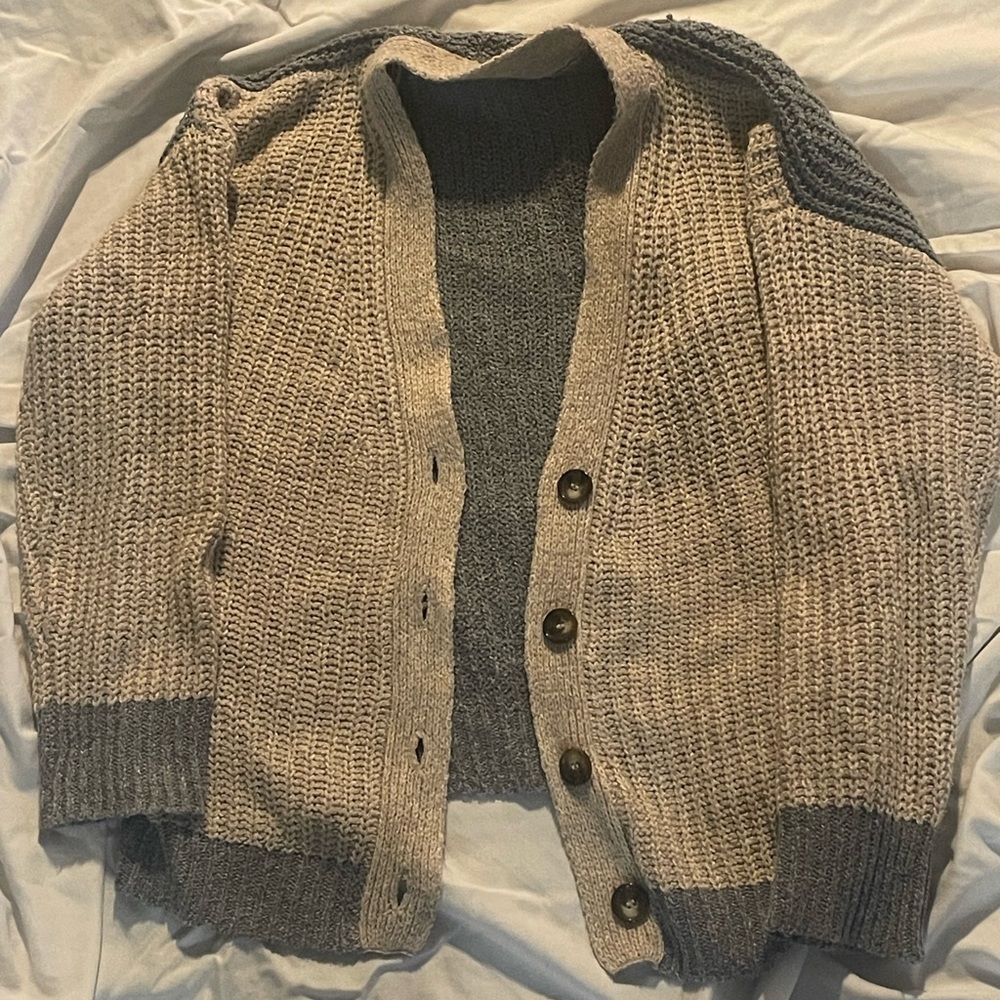 Blu Pepper two toned cardigan sweater